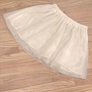 2/$15 Gap cream colored tulle sz 4 cotton-lined tutu / ballerina skirt
